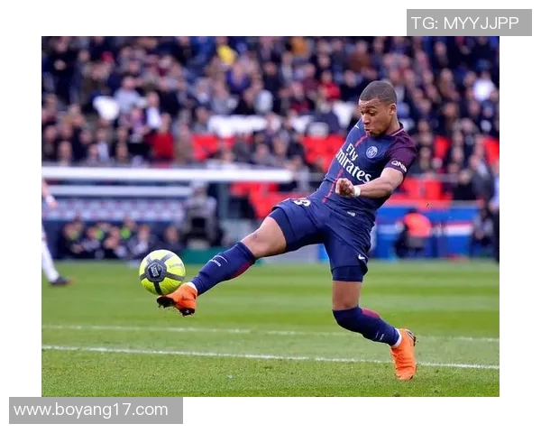 世界足坛最贵转会球星引发豪门争夺战掀起新一轮金元风暴