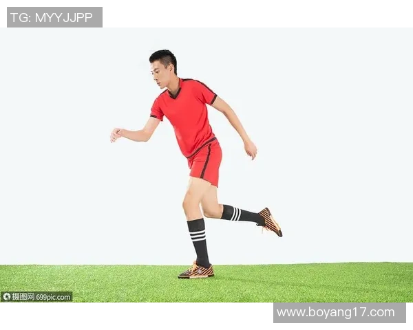 从踢球到成名：如何通过足球成就个人星光之路